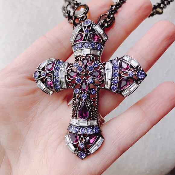 Real Collectibles by Adrienne Glass Rhinestone Cross Pendant Necklace Purple 26" - Picture 3 of 12